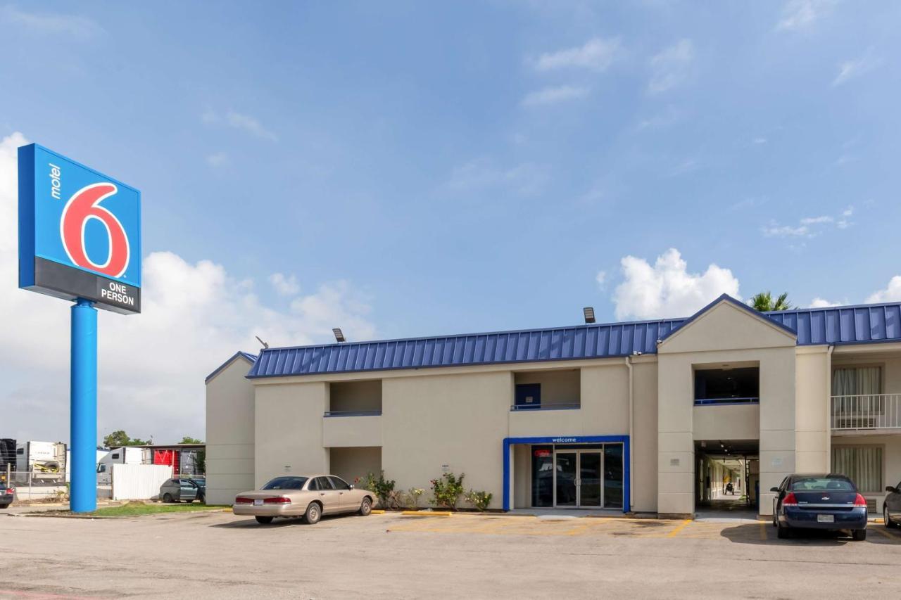 Motel 6-Houston, Tx - East Екстериор снимка